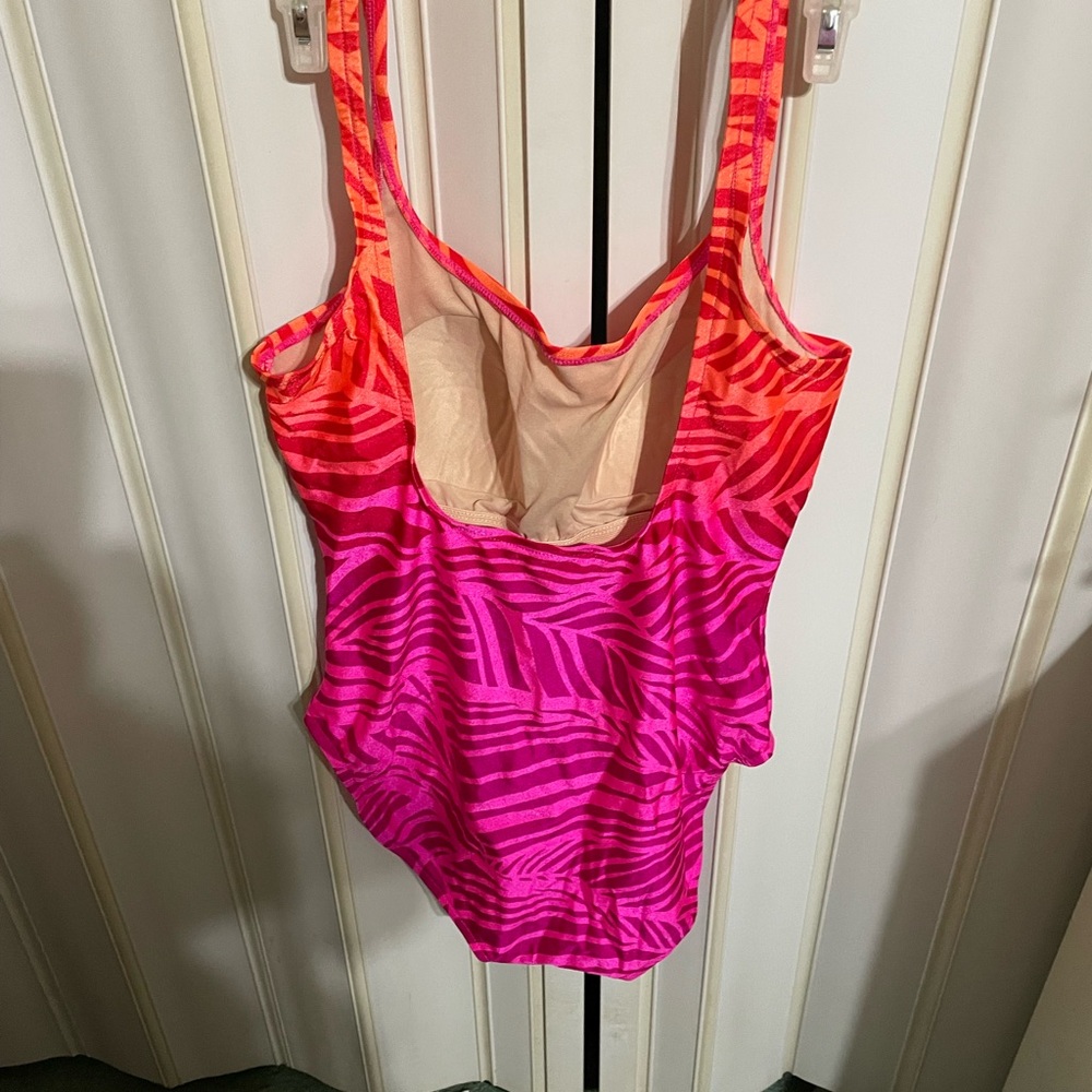 Swim - Picture 2 of 3